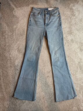 rag & bone Women's Casey Hi-Rise Light Blue Flare Jeans with Raw Hem size 25